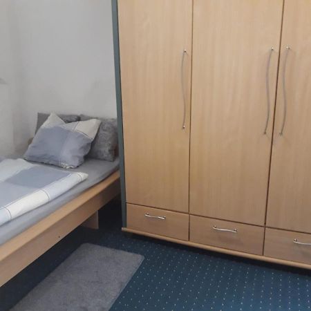 Roter Backstein Apartment 4 Майнц Екстериор снимка